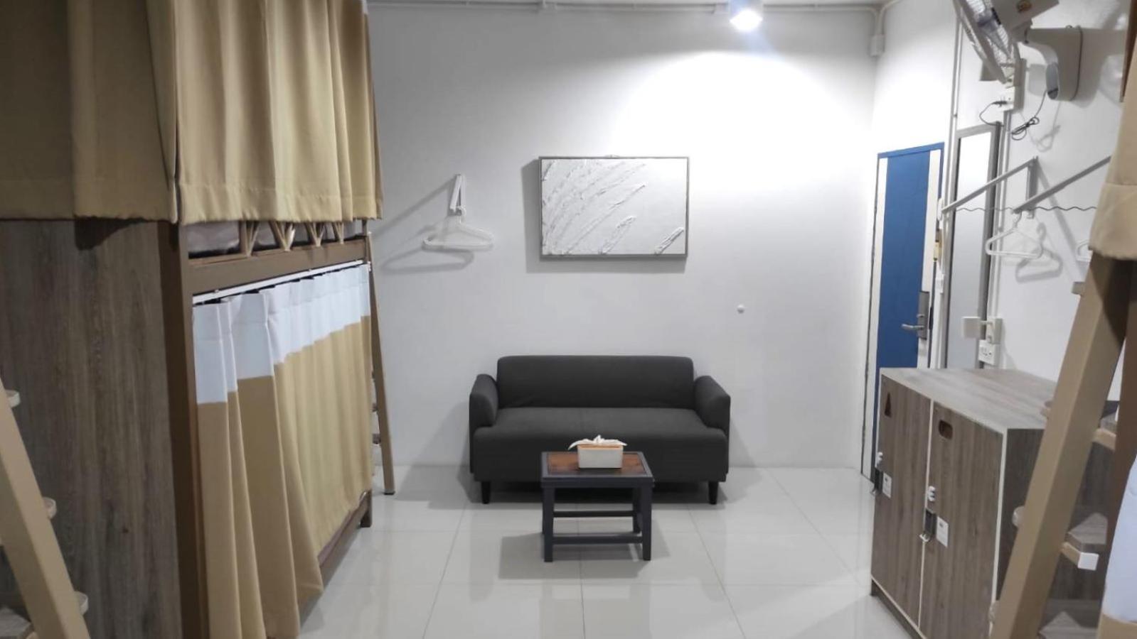 The Rock Samui Poshtel Lamai Beach Номер фото